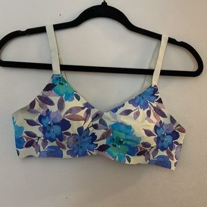 kNIX REVOLUTION V NECk BRA